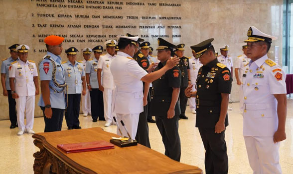 Panglima TNI Pimpin Serah Terima Dua Jabatan Strategis TNI