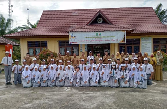 Pengurus OSIS SMAN 1 Kepenuhan Masa Bakti 2022/2023 Resmi Dilantik
