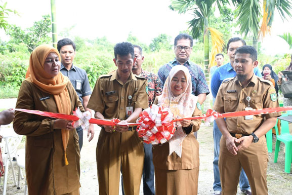 Resmikan Gerai BUMDes Kuala Alam, Bupati Bengkalis: Semoga Jadi Sentral Pemasaran Produk UMKM