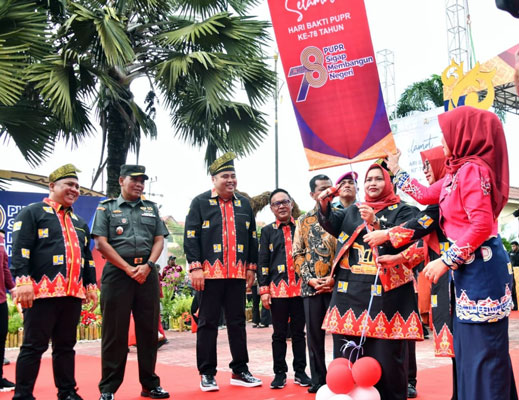 Hari Bakti PU Ke-78, Bupati Kasmarni Ingatkan Bangun Infrastruktur yang Berkualitas, Smart dan Ramah Lingkungan