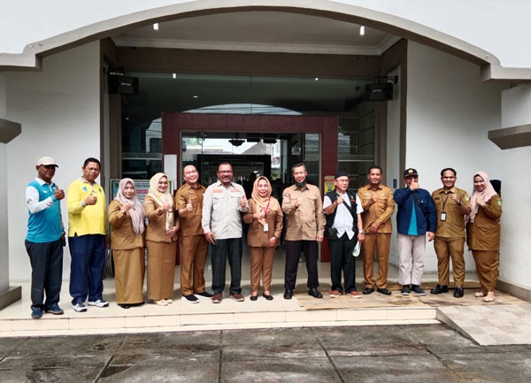 Optimis Pertahankan Peringkat I Kota Bersih Se-Riau, DLH Rohil Lakukan Penataan Kota Siang Malam