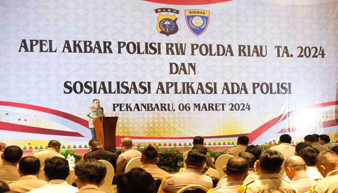 Luncurkan Aplikasi "Ada Polisi" Wakapolda Pimpin Apel Akbar Polisi RW Dukung Pelayanan Publik