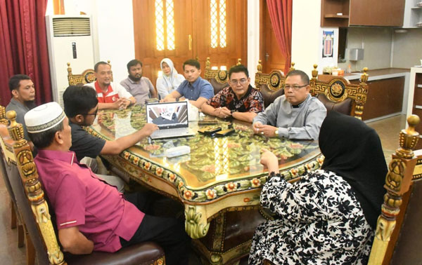 Temui Bupati Kasmarni, Kadis Kominfotik Bengkalis Sampaikan Rancangan Pembangunan Command Center