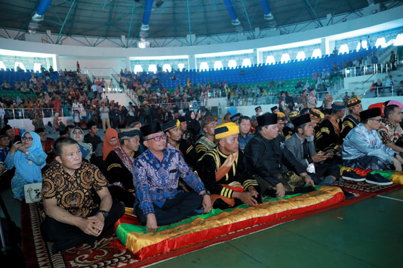 Hadir di Bagholek Godang Masyarakat Kampar, Ini Kata Arfan Usman