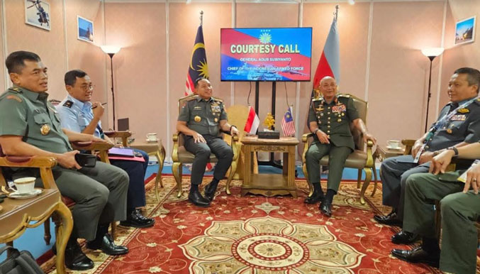 Panglima TNI Penuhi Undangan Jeneral Tan Sri Dato’ Seri Mohammad  Bin Ab Rahman