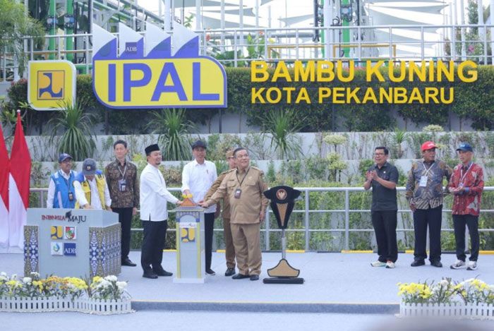 Jokowi Resmikan SPALDT Bambu Kuning Pekanbaru Senilai Rp902 Miliar