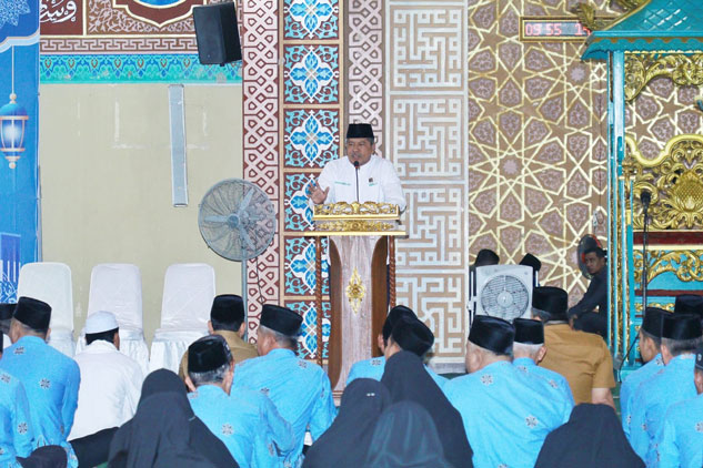 Haji Merupakan Ibadah Fisik, Bupati Alfedri Minta JCH Siak Jaga Kesehatan