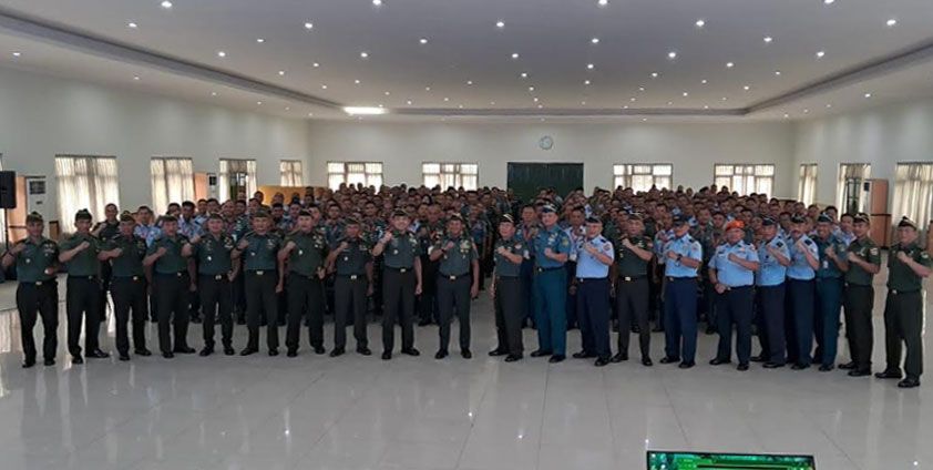 Aster Panglima TNI Membuka Tarkatpuanter dan Targadikter Kader Apkowil TNI