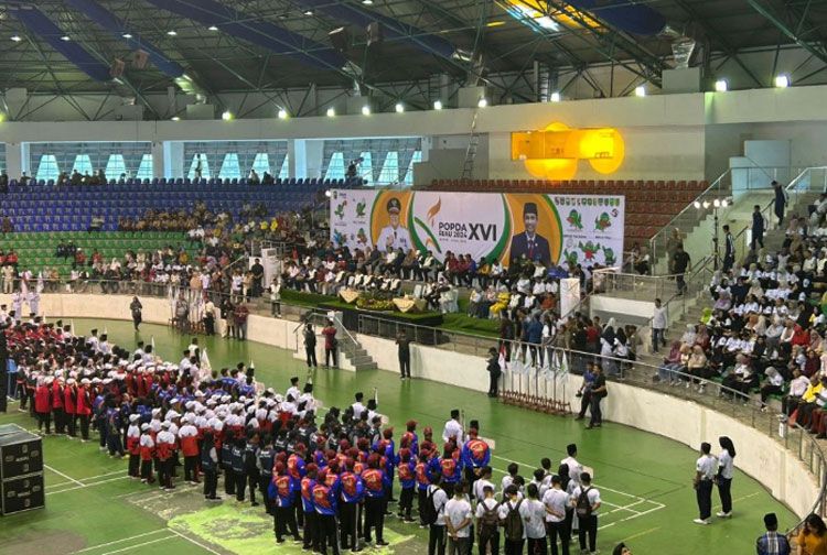 Putri Ariani Nyanyikan Lagu Indonesia Raya pada Pembukaan POPDA Riau XVI