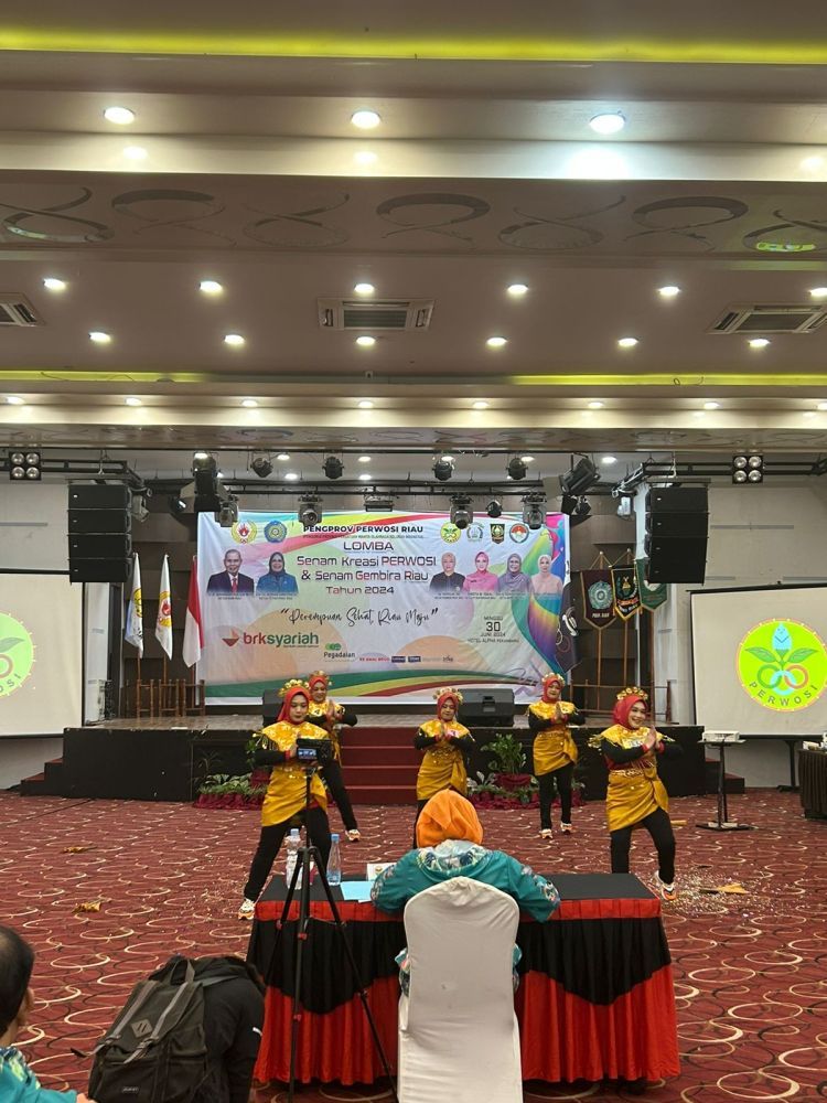 Lestarikan Budaya, PERWOSI Riau Taja Lomba Senam Kreasi Melayu
