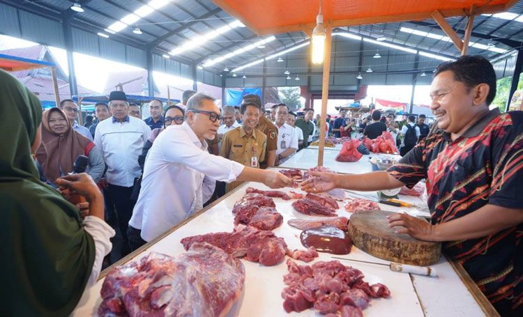 Mendag Zulkifli Hasan Resmikan Pasar Palapa Pekanbaru
