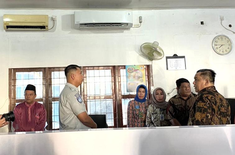 Pj Gubri Sidak di UPT Bapenda Bengkalis, Banyak Fasilitas Terbengkalai