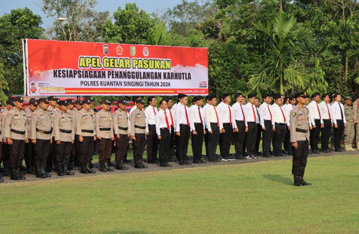 Kapolres Kuansing Pimpin Apel Gelar Pasukan Kesiapsiagaan Penanggulangan Karhutla