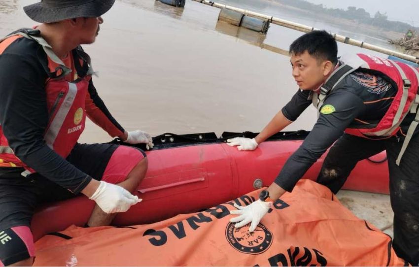Pemancing Tenggelam di Sungai Indragiri Ditemukan Meninggal