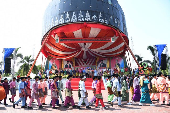 Karnaval Budaya Pesona Negeri Junjungan Tampilkan Ragam Adat dan Budaya