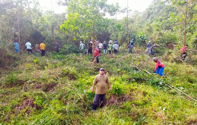 Masyarakat RW O2 Industri Tenayan Pekanbaru Goro Akbar, Minta Pemko Timbun Jalan 45 Tembus Matoa