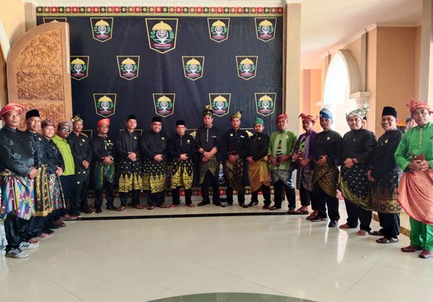 Tameng Adat LAM Kabupaten Bengkalis Setia Pada Payung Panji Adat Masyarakat Melayu
