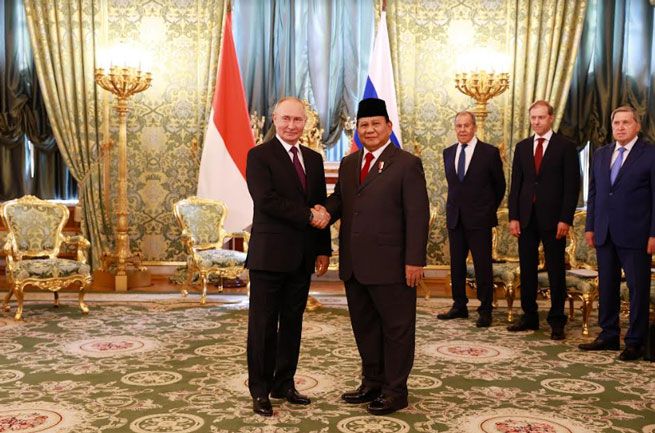 Menhan Prabowo Bertemu Presiden Rusia Vladimir Putin
