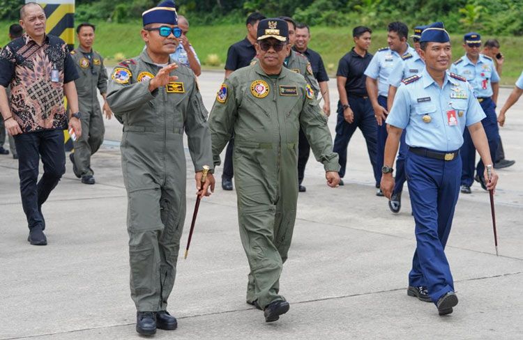 Pj Gubernur Riau Rahman Hadi Silaturahmi ke Lanud Roesmin Nurjadin