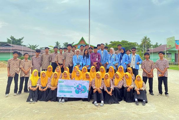 Mahasiswa Kukerta Kelurahan Metro Gelar Sosialisasi Literasi Digital di SMAN 1 Reteh