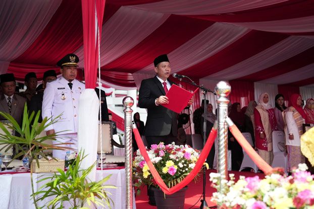 Ikuti Upacara HUT RI Ke-79,  Ketua DPRD Siak: Kemerdekaan di Daerah Harus Tetap Dipertahankan