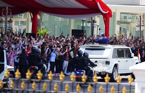 Panglima TNI Hadiri Acara Pelepasan Presiden ke-7 Jokowi dan Penyambutan Presiden Terpilih Prabowo Subianto
