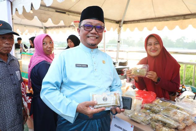 Difasilitasi Pemkab Siak, Pelaku UMKM Senang Berjualan di Bazar FSB