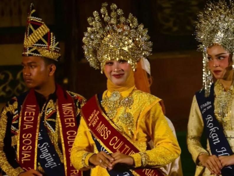 Siswi MAN 1 Rohil Dinobatkan Sebagai Miss Cultural Riau 2024