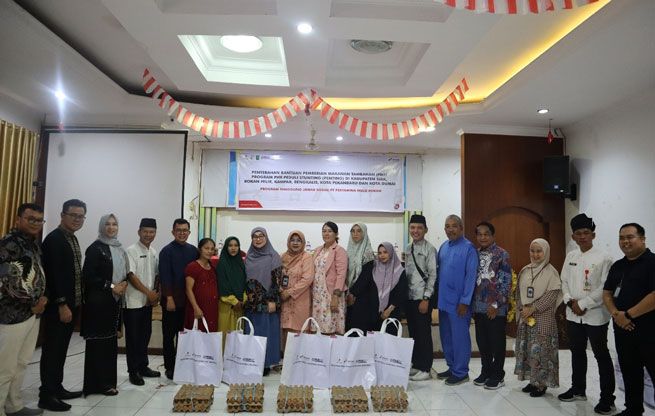 Turunkan Stunting, PT PHR dan PKBI Riau Giat PMT di Kelurahan Rumbai Bukit dan Agrowisata
