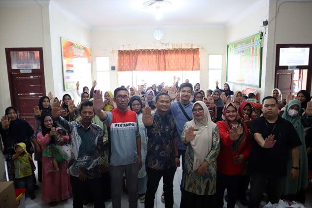 Kolaborasi Pentahelix, PHR dan PKBI Riau Gelar PMT dan Dukungan Peralatan Posyandu di RoHil