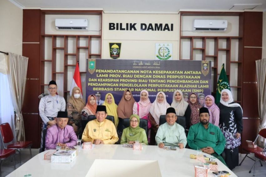 Pendampingan Perpustakaan SNP, LAM Riau Teken MoU dengan Dispersip Riau
