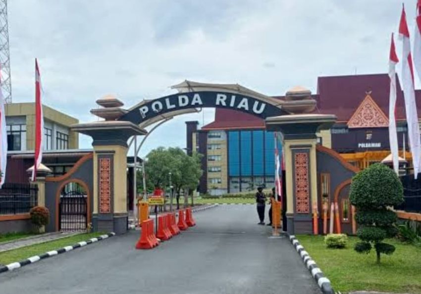 Wakapolda Riau, Sejumlah Direktur dan Kapolres Dimutasi