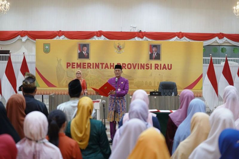 77 Pejabat Fungsional Pemprov Riau Dilantik