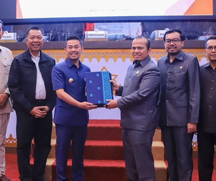 DPRD dan Pemko Pekanbaru Sepakati KUA-PPAS RAPBD 2025 sebesar Rp3,020 triliun