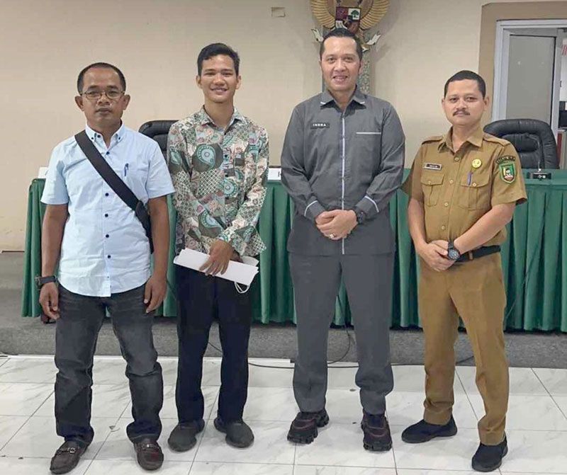 Kadis Kominfotiks Rohil Hadiri Sidang KIP di Pekanbaru, Pemohon dan Termohon Selesaikan Secara Kekeluargaan