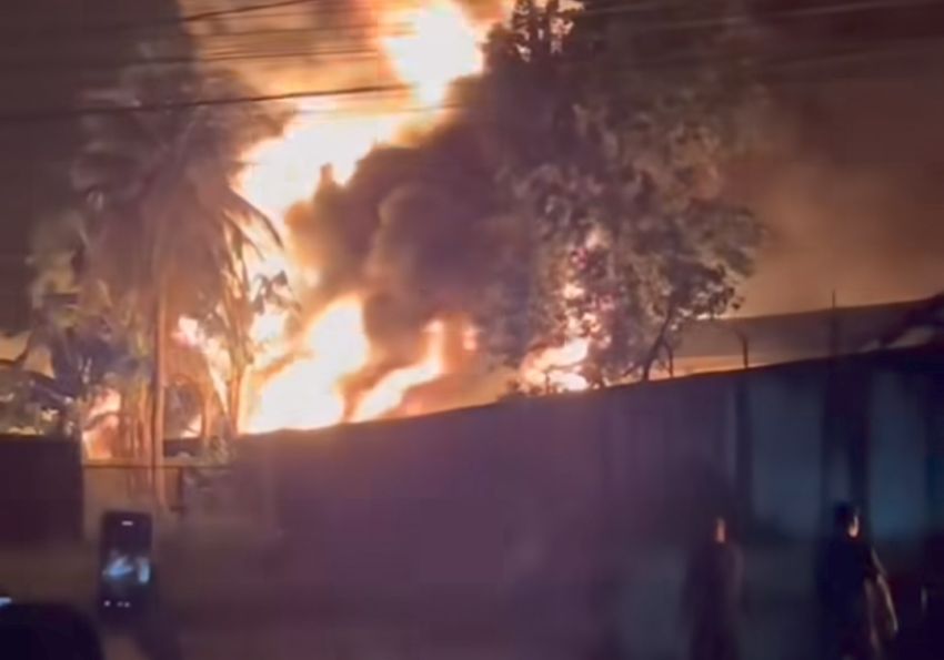 Kerugian Ditaksir Rp10 Miliar, Gudang Penampungan BBM yang Terbakar di Rumbai Diduga Ilegal