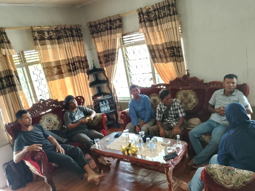Warga Pasir Mas Datangi Kantor PPWI Inhil, Adukan Lahan yang Diserobot PT. SAGM