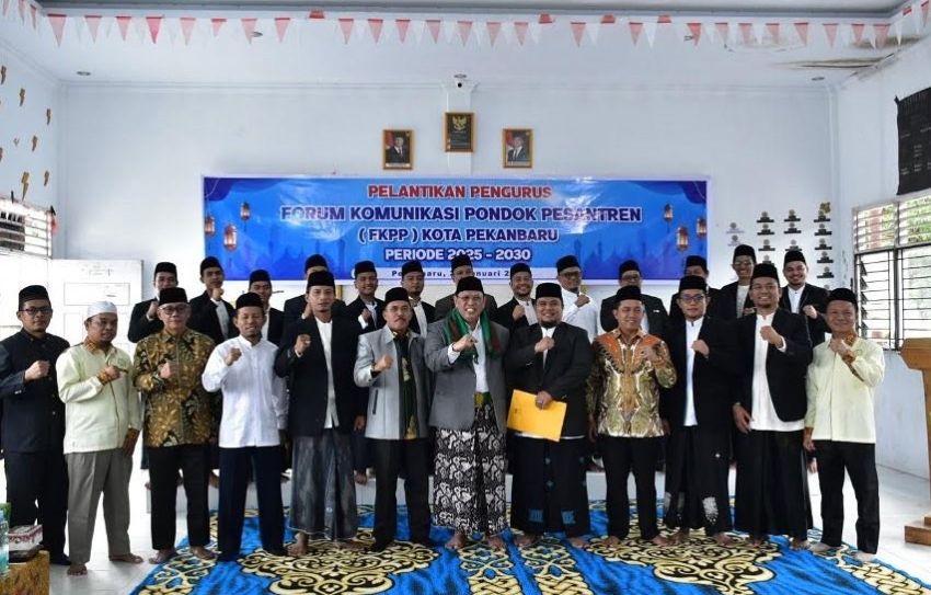 Ketua DPRD Pekanbaru Hadiri di Pelantikan FKPP Pekanbaru