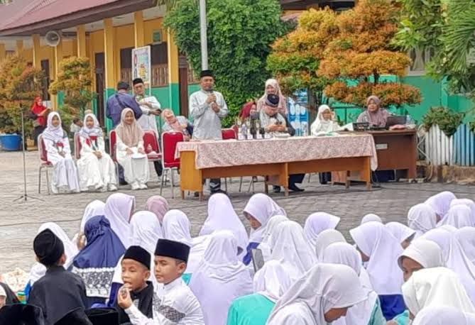 Momentum Ramadhan 1446 H, Kepala UPT SDN 019 Pandau Jaya, Tingkatkan Amal Ibadah, Jangan Jadi Orang Merugi