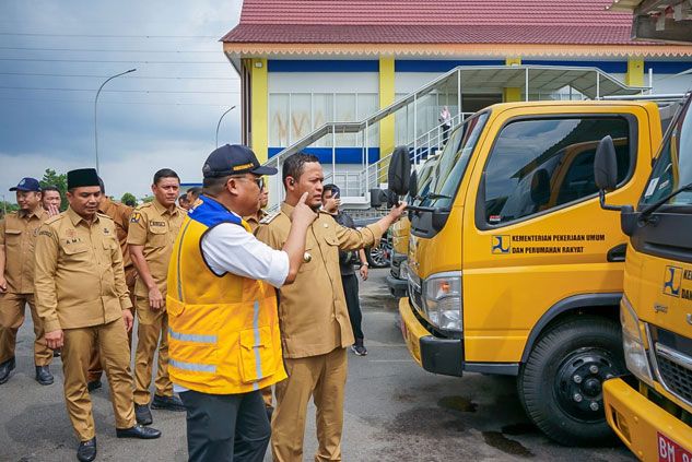 Pemko Pekanbaru Terima Hibah Peralatan IPAL Senilai Rp7,9 Miliar, Wako Agung Ucapkan Terimakasih ke Menteri PUPR