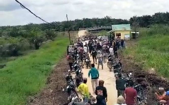 Warga Sungai Raya Usir Warga yang Menduduki Lahan HGU PT SBP