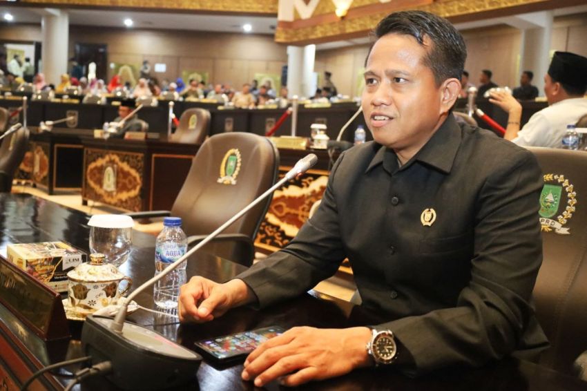 Jelang Mutasi Besar-Besaran, Anggota DPRD Riau Ingatkan Gubernur Letakkan Pejabat yang Kompeten