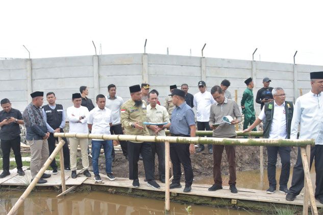Bupati Kasmarni Sambut Kunker Gubri Abdul Wahid di Kawasan Industri Desa Buruk Bakul