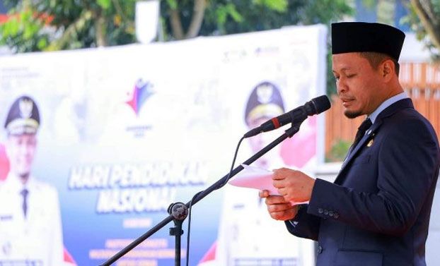 Walikota Pekanbaru Luncurkan BOSDa Untuk Anak Kurang Mampu Lanjutkan Sekolah