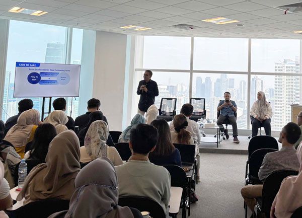 Brain Leadership: Kunci Membentuk Tim Berkinerja Tinggi
