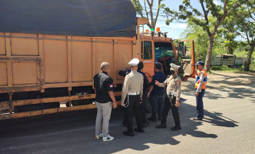Razia Gabungan, Jaring Puluhan Truk ODOL di Pekanbaru