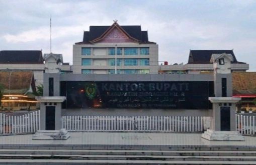 Seratusan Warga Bubuhkan Tandatangan Ajukan Mosi Tidak Percaya terhadap Kades ke Bupati Inhil