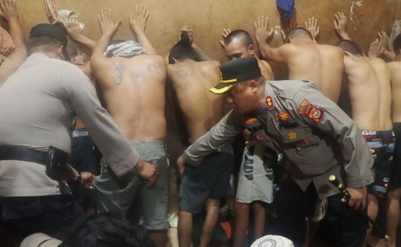 Prioritaskan Keamanan, Kapolres Rohil Lakukan Pemeriksaan Rutin Setiap Ruang Tahanan