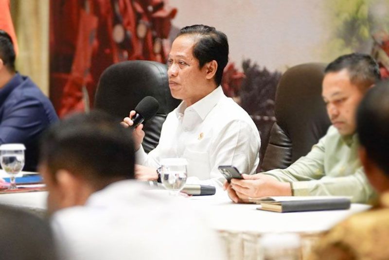 Hadapi Karhutla Riau, Menteri LH Serukan Cepat dan Tegas