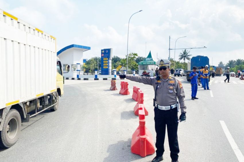 Operasi ODOL, Polda Riau Pengemudi Kedapatan Gunakan  SIM Palsu